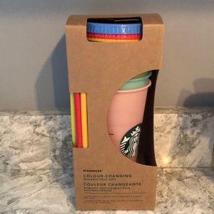 Starbucks color changing cups